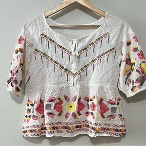 Cor Doce Embroidered Crop